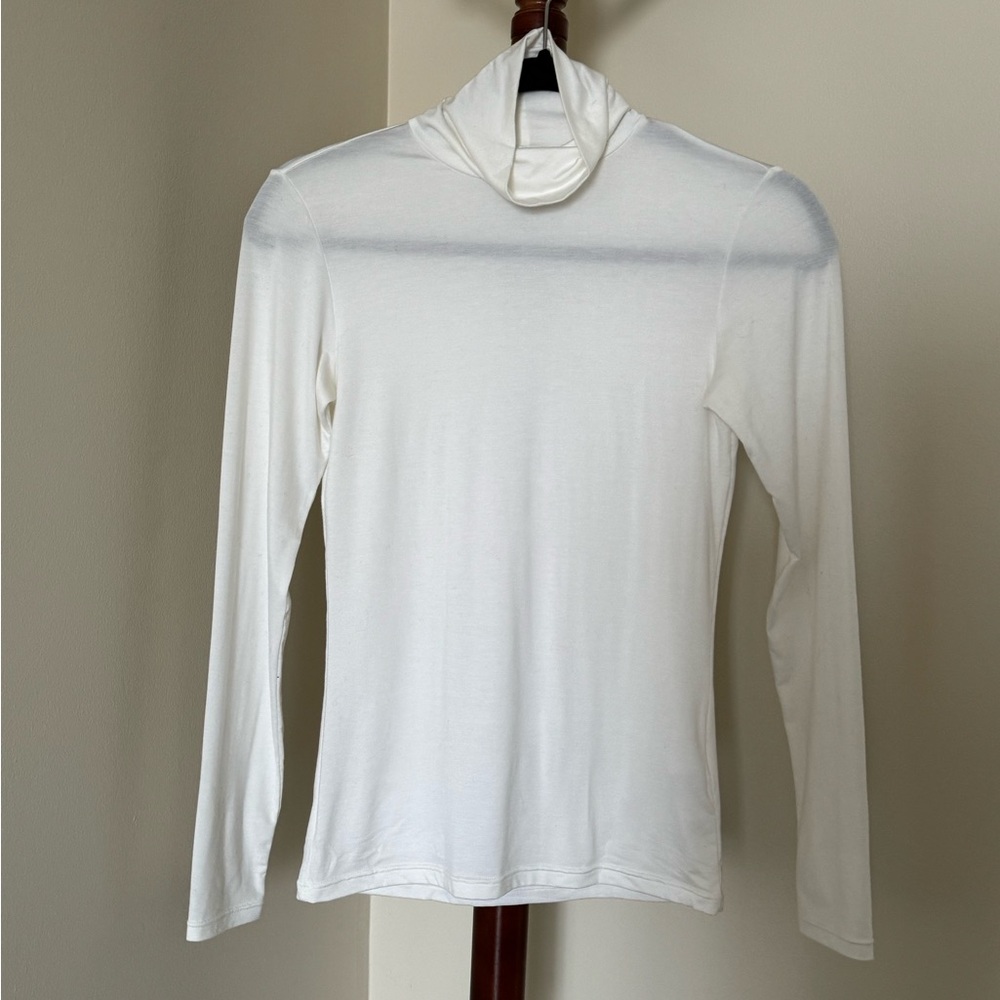 Uniqlo Heattech Turtleneck Shirt - Size XS - White